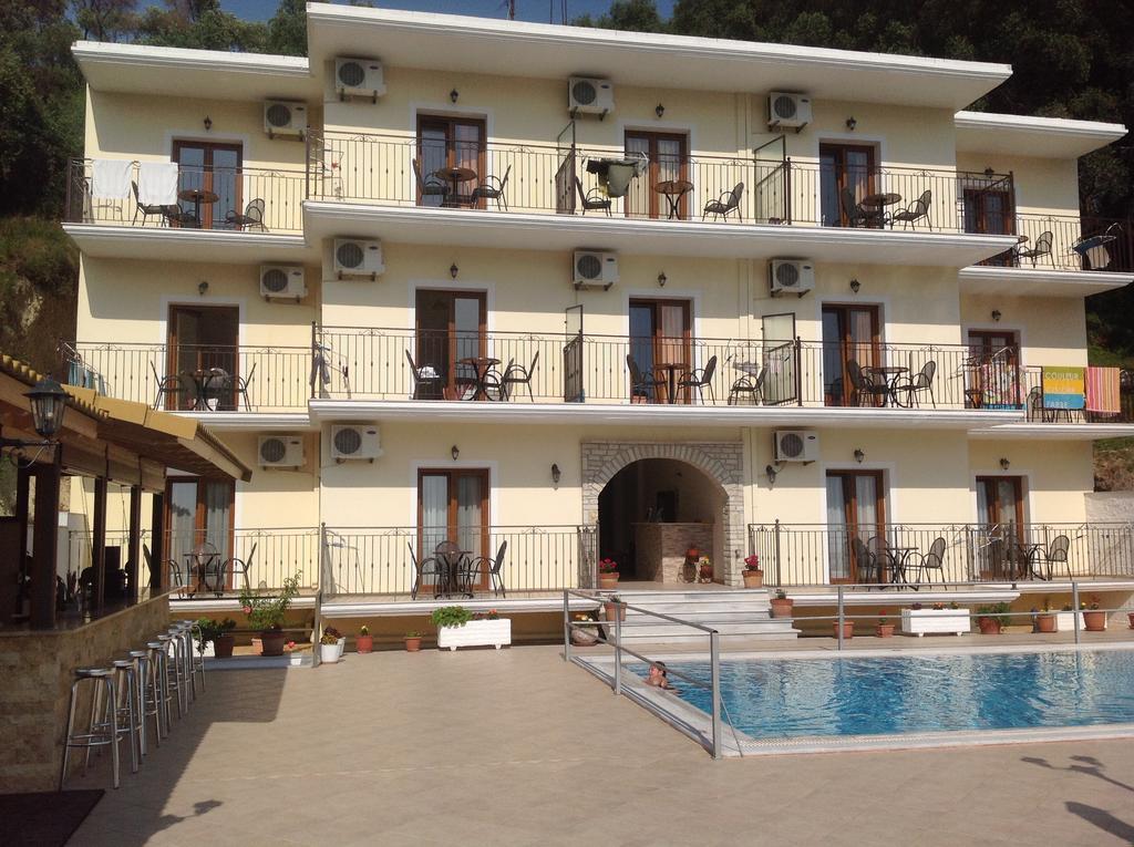 Petrino Apartments Parga Exterior foto